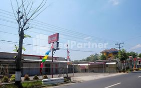 Travelista Homestay Semarang RedPartner